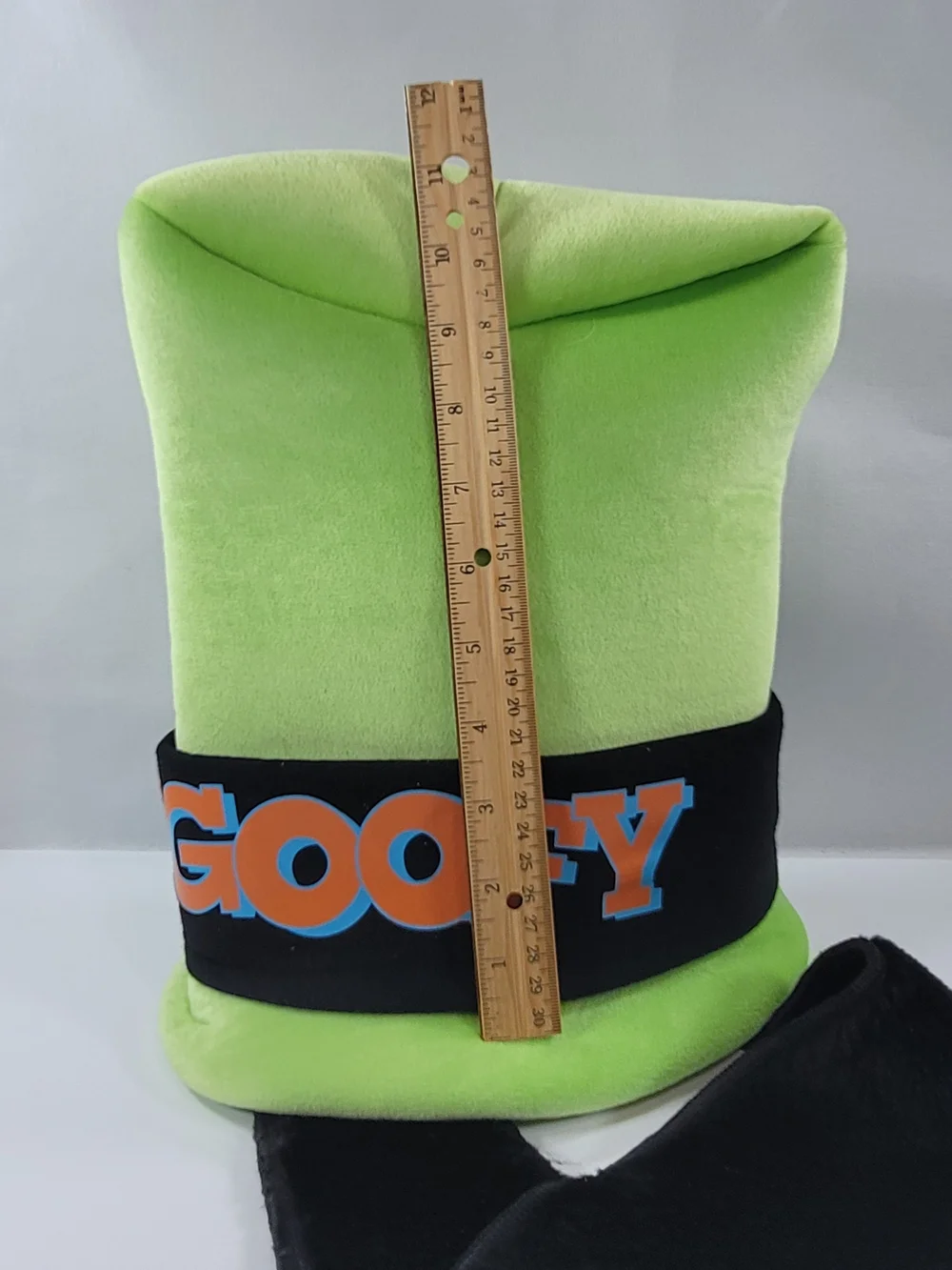 Walt Disney World Adult Men's Goofy Tall Hat Cap Green Floppy Ears Polyester